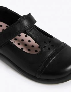 M&S Collection Kids’ Leather T-Bar School Shoes (8 Small - 1 Large) 10 M&S Collection Kids’ Leather T-Bar School Shoes (8 Small - 1 Large) -SCHOOL UNIFORM Sales SD 04 T72 8654B Y0 X EC 2