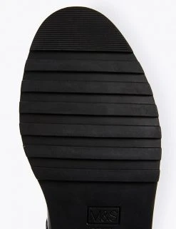 M&S Collection Kids’ Leather T-Bar School Shoes (13 Small - 7 Large) 11 M&S Collection Kids’ Leather T-Bar School Shoes (13 Small - 7 Large) -SCHOOL UNIFORM Sales SD 04 T72 8748B Y0 X EC 3