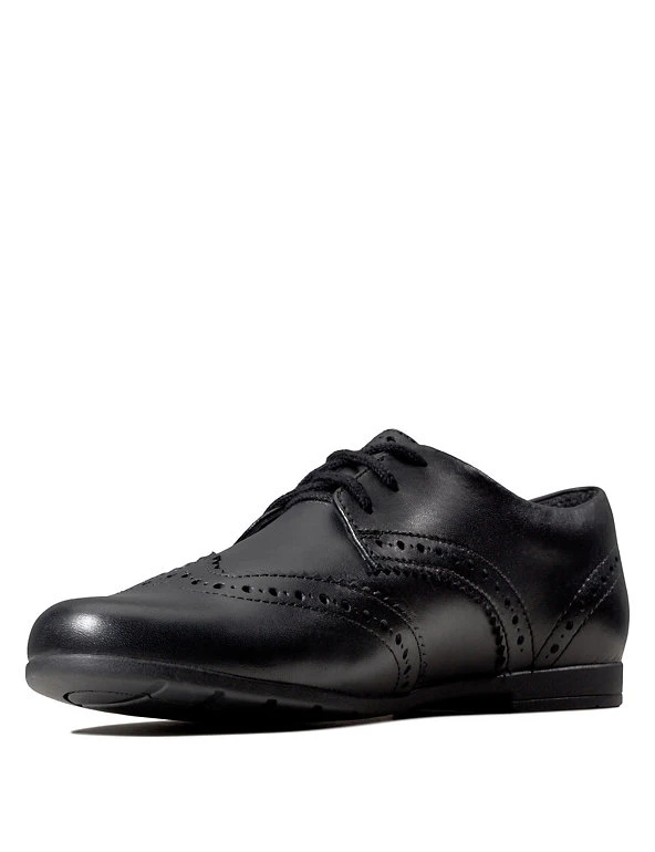 CLARKS Kids' Leather Lace School Shoes (Youth Size 3-9) 6 CLARKS Kids' Leather Lace School Shoes (Youth Size 3-9) - Image 4